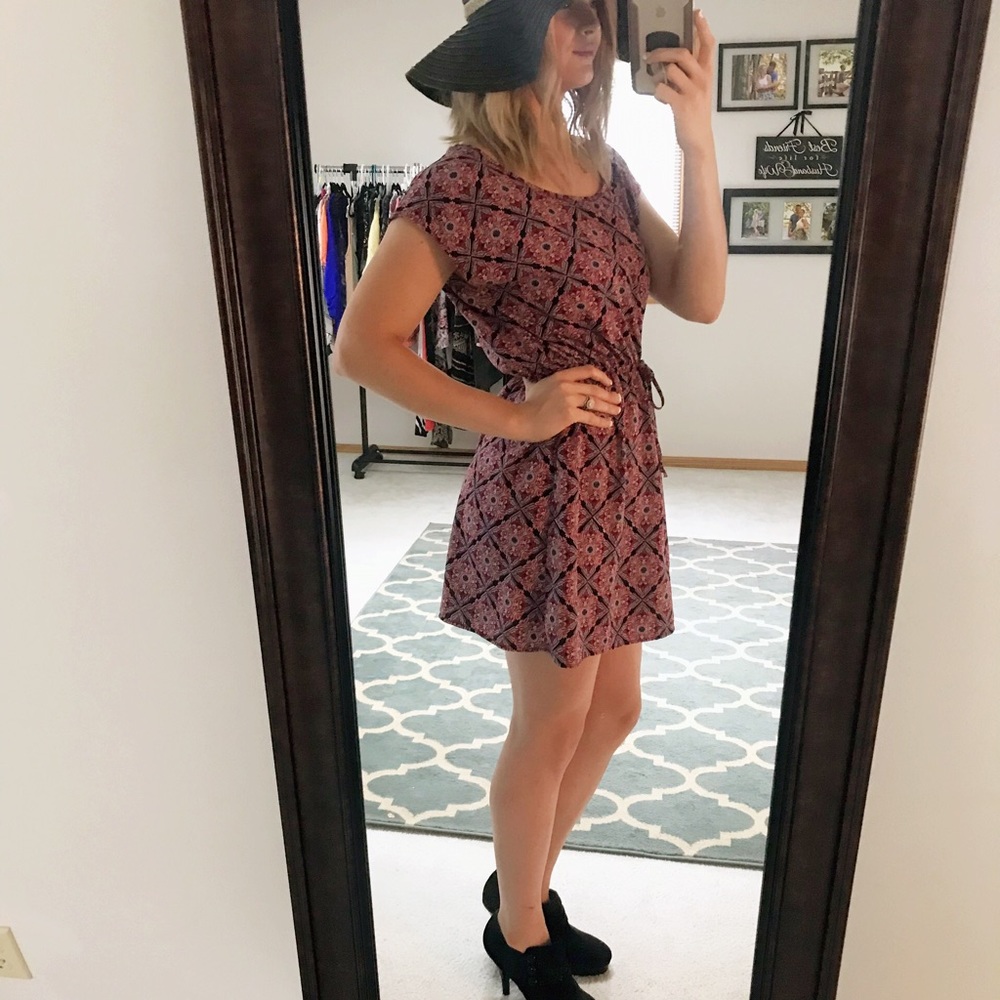 💗 Pink Boxy dress by Charolette Russe